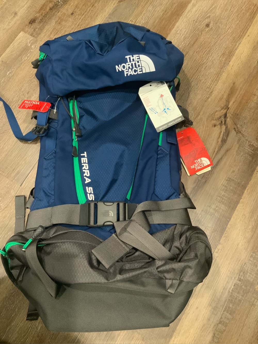 New The North Face Youth Terra 55 Hiking Backpack Blue